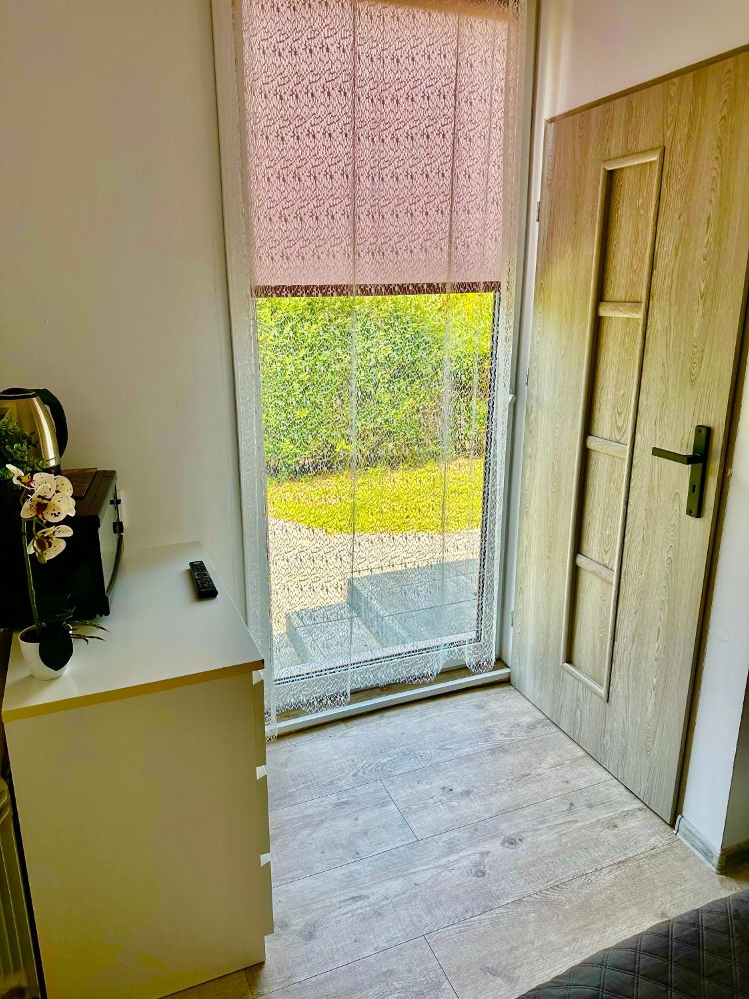 Apartament Nr 5 Lub 6 Przy Sali Kominkowej Przeczyce 외부 사진